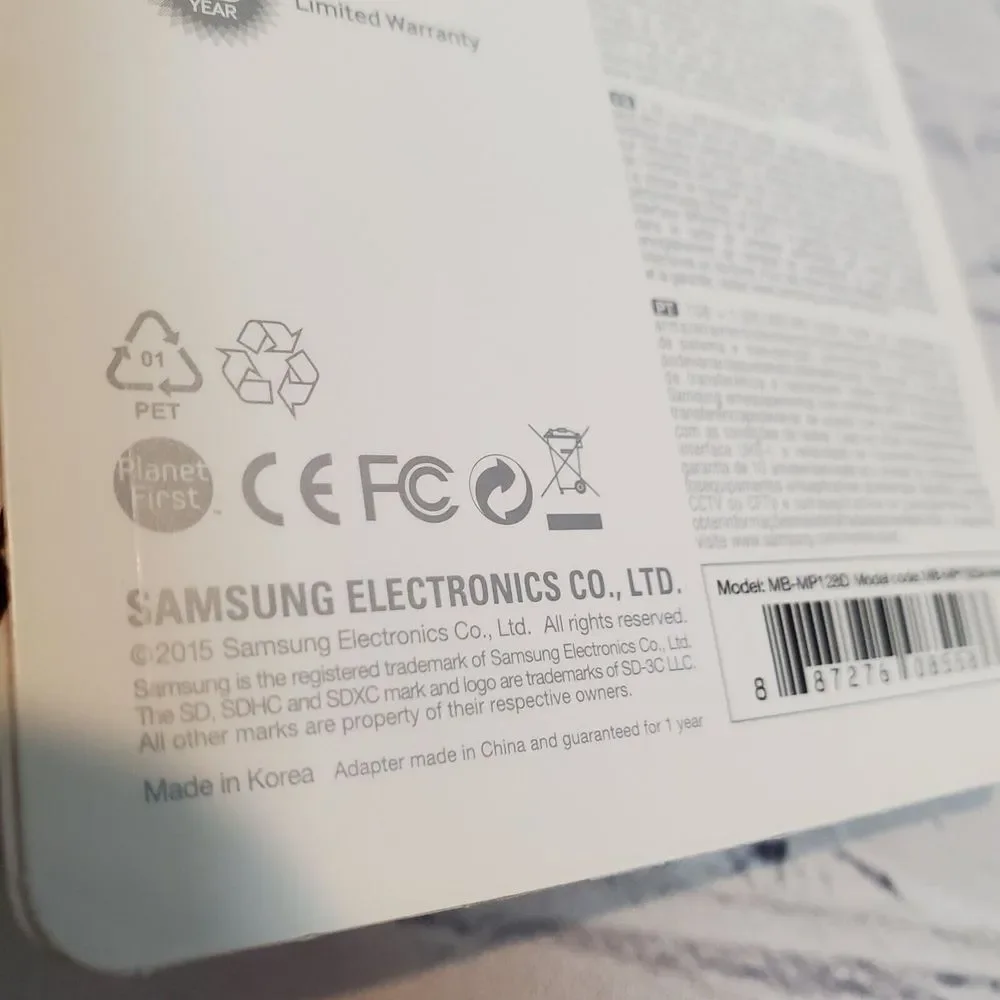NEW Samsung 128 GB EVO Sealed Package MicroSDXC UHS-I Card Memory‎ Card